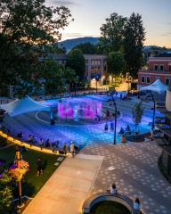 Leigh Square Fountain Shows